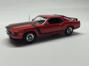 Ford Mustang Boss 302 - 1:18