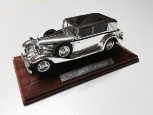 Maybach Zeppelin 1:43